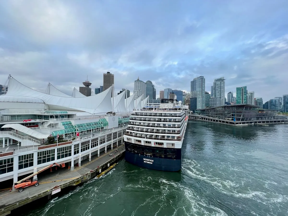 Best Hotels Near Vancouver Cruise Port: Where to Stay for Your Cruise